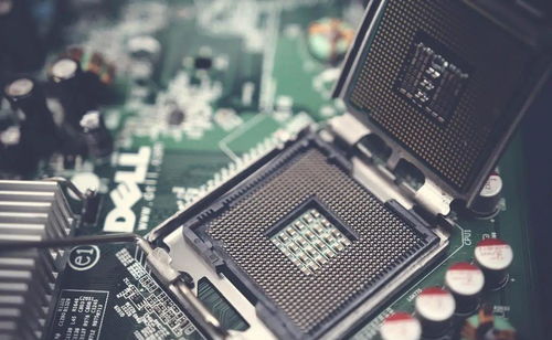 2021年中國股市高增長潛力軍工股名單出爐，技術驅動新機遇